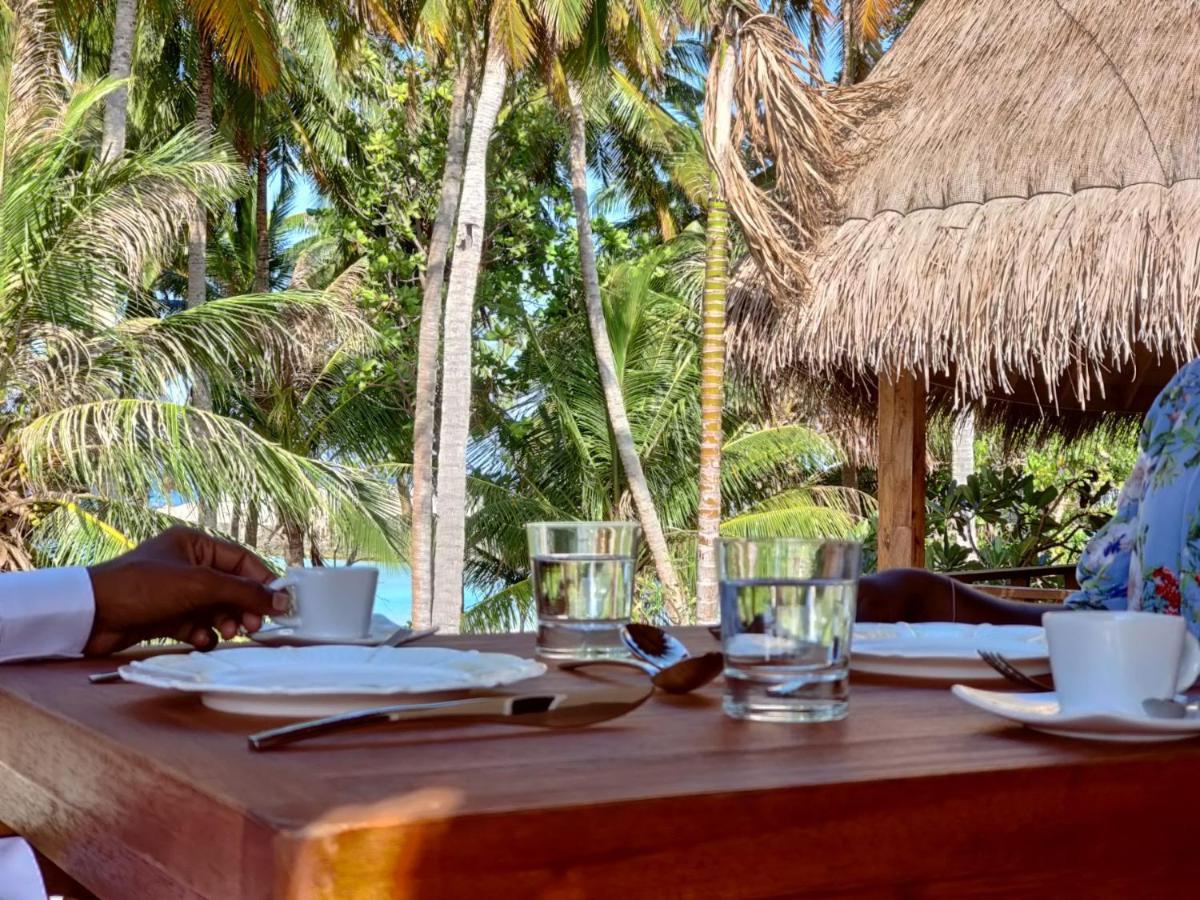 Island Luxury Boutique Hotel - Fulhadhoo Bagian luar foto